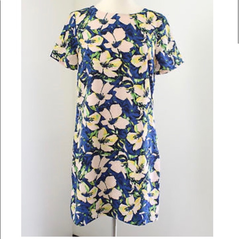 Floral shift dress